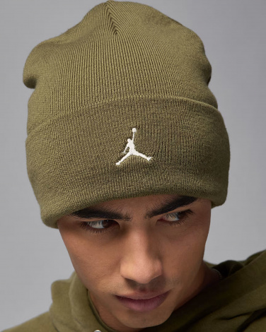 Шапка Jordan U Peak Beanie Ess