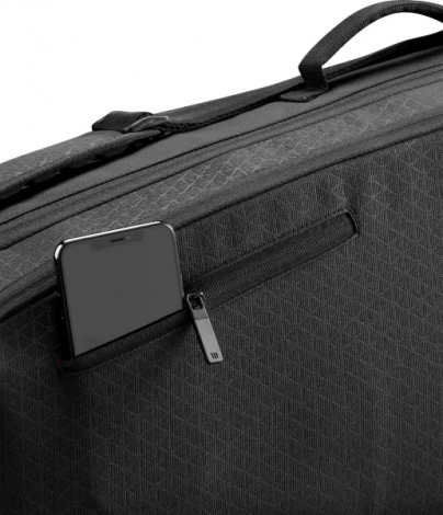 Сумка для тенниса Wilson CLASH V3 SUPER TOUR 3 черно-красная WR8038001001