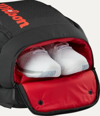 Рюкзак Wilson CLASH V3 SUPER TOUR черно-красный WR8037901001