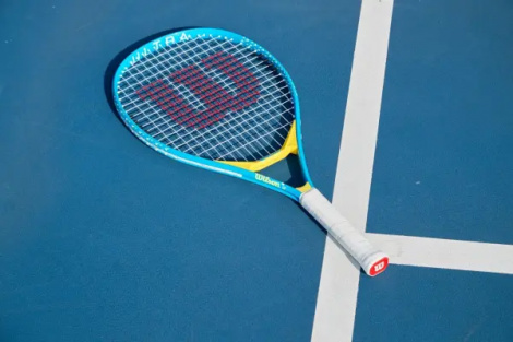 Ракетка для тенниса детская Wilson ULTRA POWER JR 25 голубо-желтая WR118710
