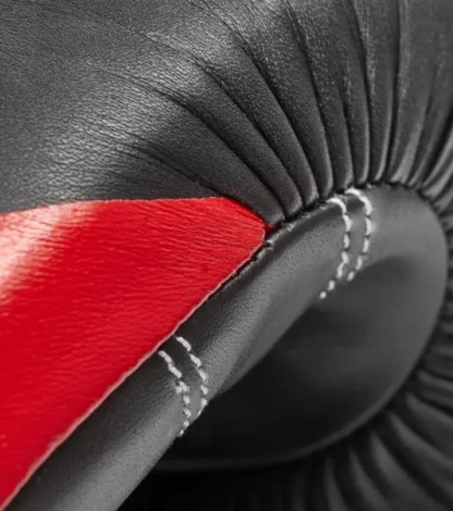 Перчатки боксерские Reebok COMBAT LEATHER BOXING GLOVES черно-красные (10 унций) RSCB-10110RD-10