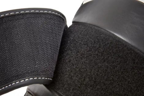 Перчатки боксерские Reebok COMBAT LEATHER BOXING GLOVES бело-черно-красные (10 унций) RSCB-10010WH-10