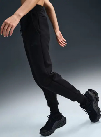 Спортивные штаны женские Nike SPORTSWEAR TECH FLEECE MID-RISE черные HV6779-010