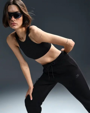 Спортивные штаны женские Nike SPORTSWEAR TECH FLEECE MID-RISE черные HV6779-010