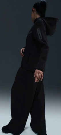 Толстовка женская Nike SPORTSWEAR TECH FLEECE WINDRUNNER FULL-ZIP HOODIE черная HV6747-010