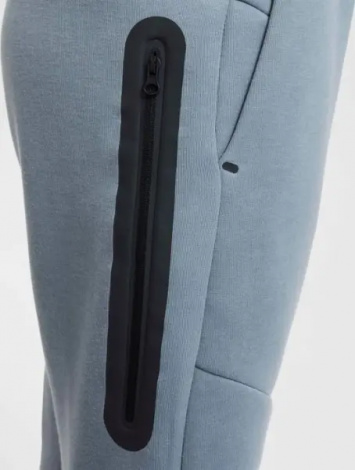 Спортивный костюм подростковый Nike SPORTSWEAR TECH FLEECE дымчато-серо-черно-белый HV5867-065__HV5869-065