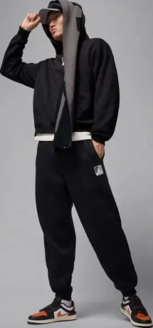 Спортивные штаны Nike JORDAN BROOKLYN FLEECE черные HV0546-010