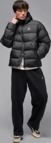 Пуховик Nike JORDAN BROOKLYN THERMA-FIT PUFFER чорний HV0532-010