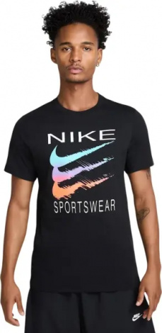 Футболка Nike SPORTSWEAR TRIPLE SWOOSH черная HQ8094-010