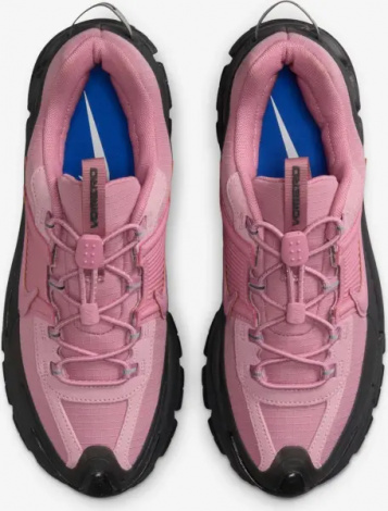 Кросівки жіночі Nike ZOOM VOMERO ROAM WINTERIZED рожево-чорні HQ2181-003