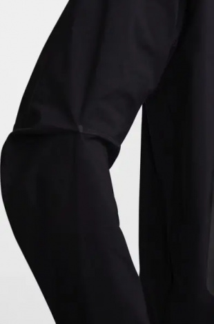 Вітровка Nike TECH WOVEN JACKET чорна HM7151-010