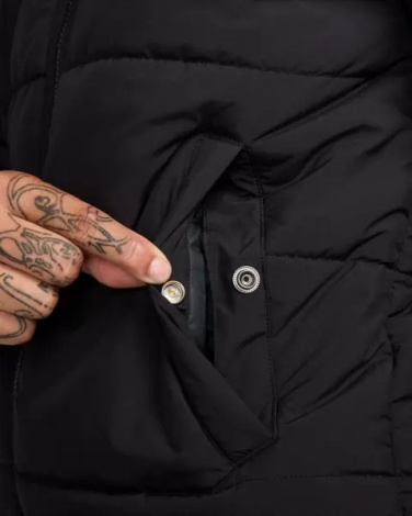 Куртка Nike SPORTSWEAR SYNTHETIC-FILL чорна HF6825-010