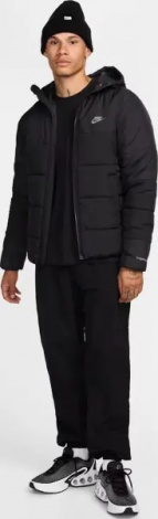 Куртка Nike SPORTSWEAR SYNTHETIC-FILL чорна HF6825-010