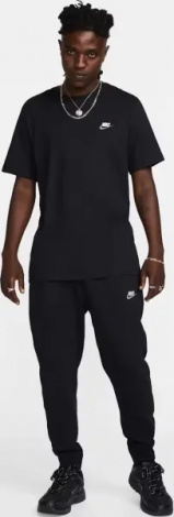 Футболка Nike SPORTSWEAR CLUB черная FD1184-013