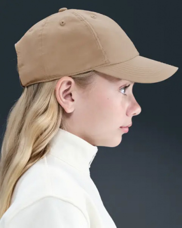 Бейсболка подростковая Nike DRI-FIT CLUB UNSTRUCTURED METAL SWOOSH светло-коричневая FB5064-200