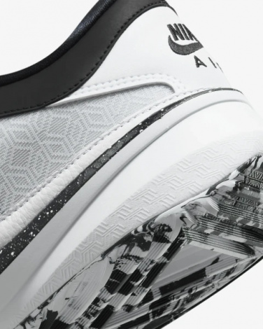 Кросівки баскетбольні Nike ZOOM FREAK 5 біло-чорні DX4985-101