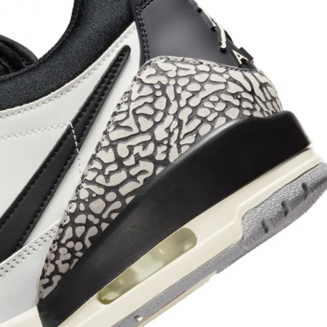 Кроссовки Nike JORDAN AIR LEGACY 312 LOW красно-бело-черные CD7069-106