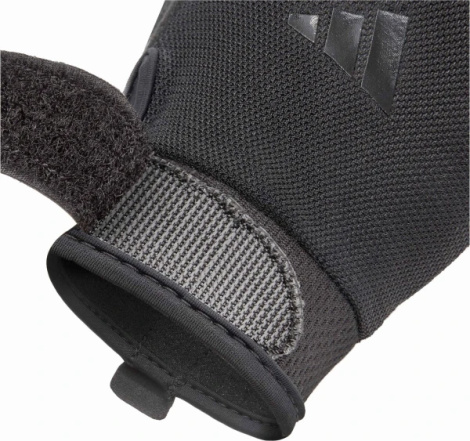 Перчатки для тренинга Adidas ESSENTIAL TRAINING GLOVES черные M ADGB-15002BK