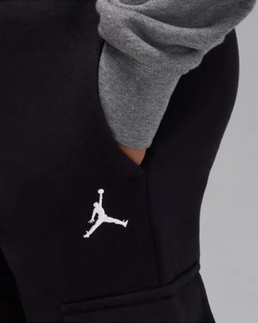 Спортивные штаны подростковые Nike JORDAN MY BROOKLYN ESSENTIALS FLEECE CARGO черные 95F105-023