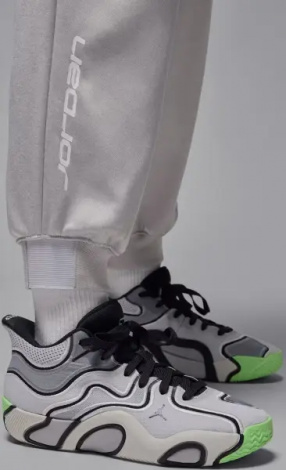 Спортивный костюм подростковый Nike JORDAN THERMA-FIT EASE FLEECE серый 95D567-G2H__95D568-G2H