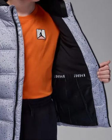 Куртка подростковая Nike JORDAN 2 FER серо-черная 95D191-GHJ