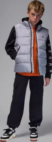 Куртка подростковая Nike JORDAN 2 FER серо-черная 95D191-GHJ
