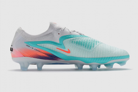 Футбольные бутсы Nike Phantom 6 Elite NU2 FG IM9604-300