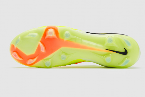 Футбольні бутси Nike Phantom 6 Elite FG HJ2146-801