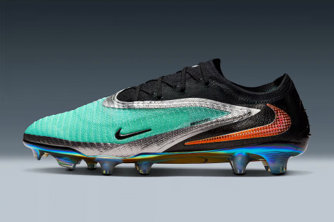 Футбольні бутси Nike Phantom 6 Elite LE FG IH3737-001