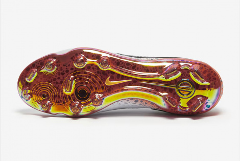 Футбольные бутсы Nike Tiempo Legend X Elite OLY FG FQ3249-900