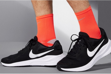 Кроссовки Nike Revolution 7 FB2207-001