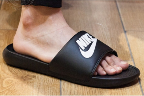 Тапочки Nike Victori One Slide CN9675-002