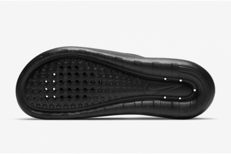 Тапочки Nike Victori One Shower Slide CZ5478-001