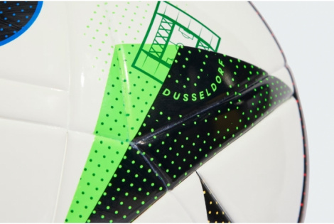 Футбольный мяч Adidas UEFA Euro 24 League Junior 350g IN9376