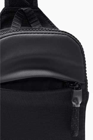 Сумка через плече Nike Essentials - чорний