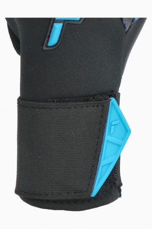 Воротарські рукавиці Reusch Attrakt Venomous Infinity - чорний