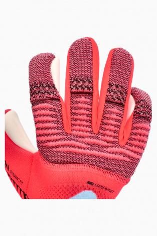 Вратарские перчатки Nike Phantom Dynamic Fit - красный