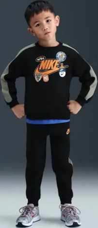Спортивний костюм дитячий Nike SPORTSWEAR чорно-сірий 86N497-023