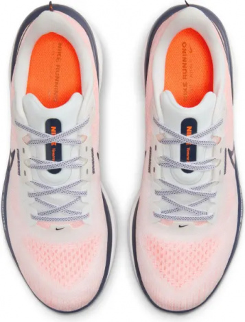 Кроссовки беговые Nike VOMERO 17 кораллово-белые FB1309-102
