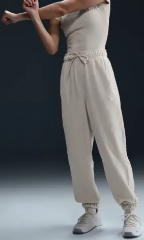 Спортивні штани жіночі Nike THERMA-FIT ONE LOOSE FLEECE кремові FB5578-104