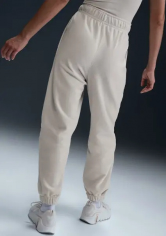 Спортивні штани жіночі Nike THERMA-FIT ONE LOOSE FLEECE кремові FB5578-104
