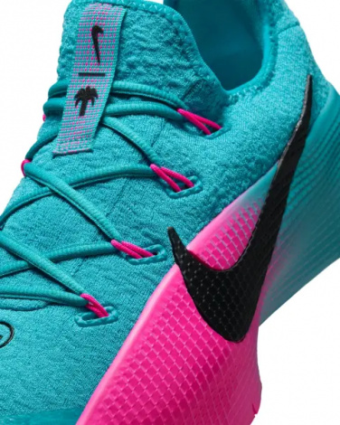 Кросівки для тренувань Nike LEBRON TR 1 бірюзово-рожеві FJ6151-301