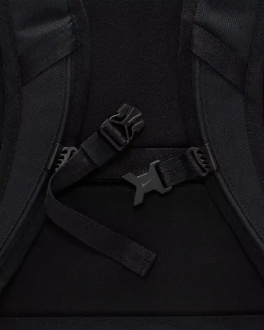 Рюкзак Nike UTILITY SPEED 27L черный FN4106-010