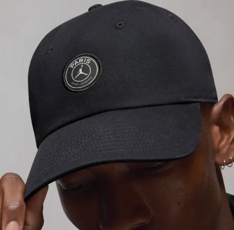 Кепка Nike PARIS SAINT-GERMAIN CLUB чорна FQ4992-010