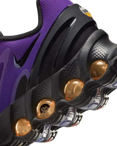 Кросівки Nike AIR MAX DN8 фіолетово-чорно-помаранчеві FQ7860-009