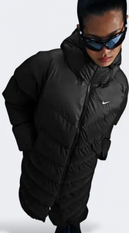 Куртка женская Nike LONGLINE STORM FIT THERMA WATERPROOF черная HF7888-010
