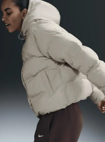 Куртка жіноча Nike SPORTSWEAR METRO PUFFER THERMA-FIT бежева HF7898-104