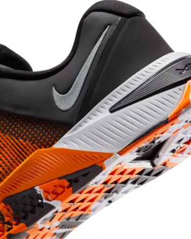 Кроссовки для тренировок Nike METCON 10 оранжево-черные HJ1875-005
