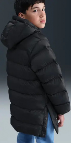 Куртка підліткова Nike SPORTSWEAR ALL DAY PLAY THERMA-FIT LOOSE-FIT MID-LENGTH чорна HJ2722-010