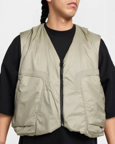 Жилетка Nike TECH WOVEN хаки HM4262-320